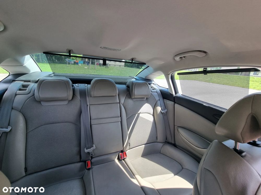 Citroën C5 2.2 HDi Exclusive - 25