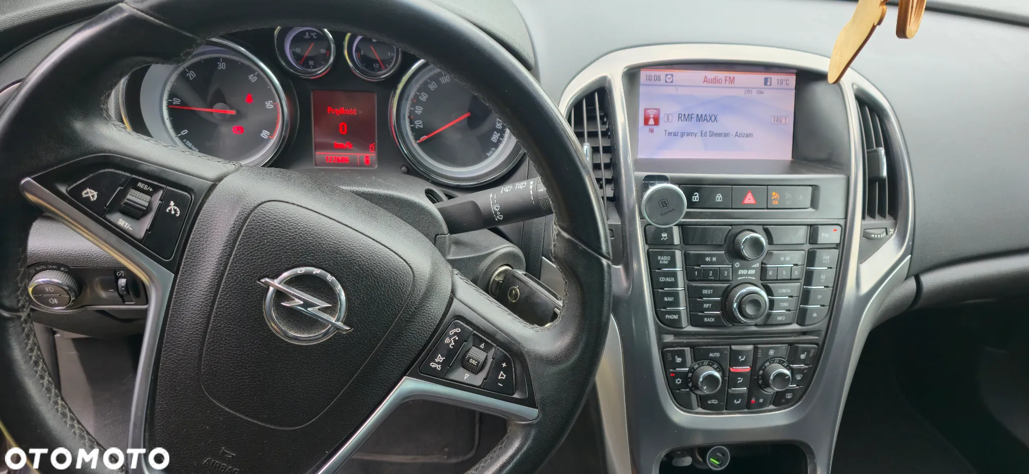 Opel Astra IV 2.0 CDTI Cosmo - 11