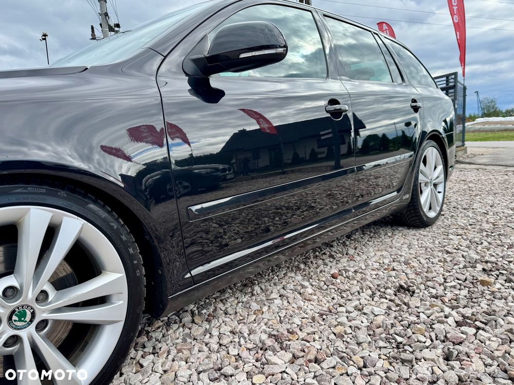Skoda Octavia 2.0 TDI CR DPF RS - 20