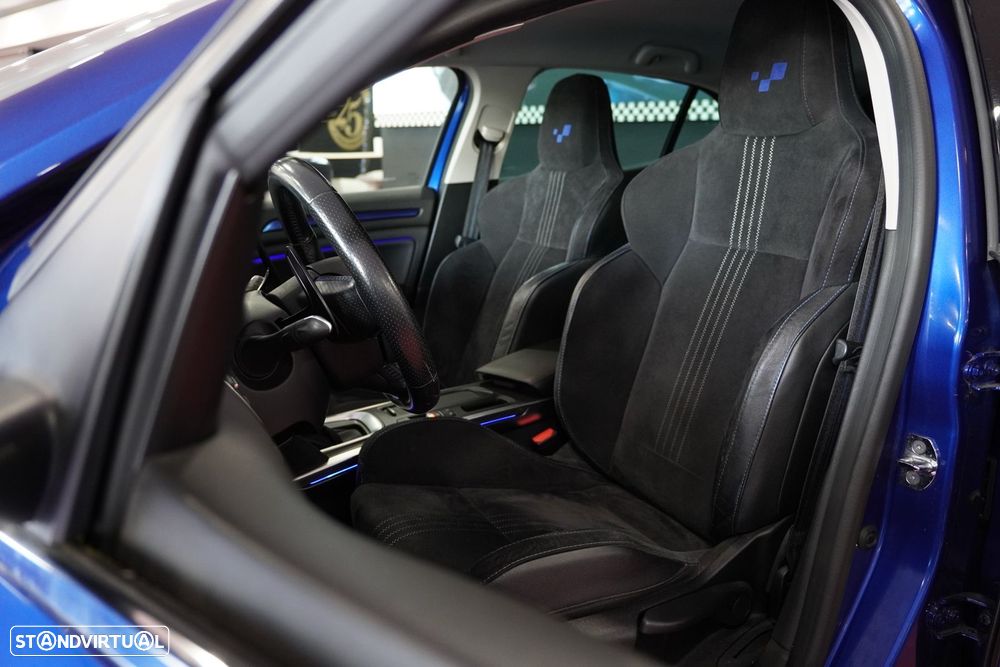 Renault Mégane 1.6 dCi GT EDC — photo 2