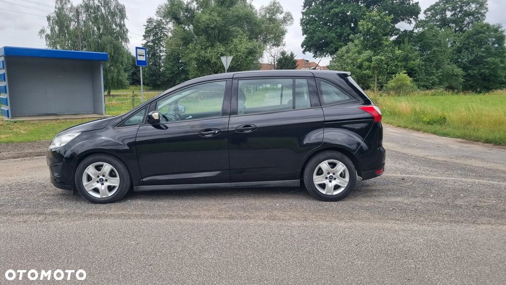Ford Grand C-MAX - 13