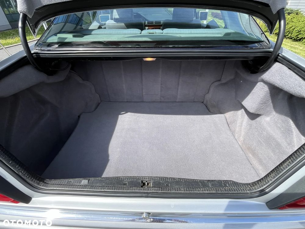 Mercedes-Benz W124 (1984-1993) - 35