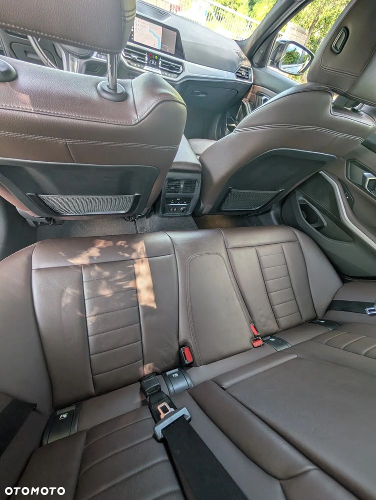 BMW Seria 3 - 11