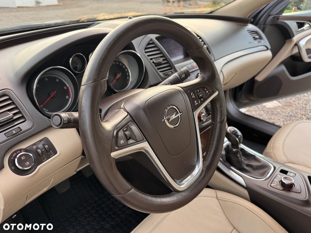 Opel Insignia - 17