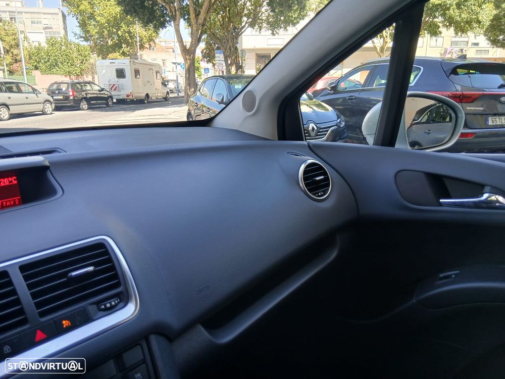 Opel Meriva 1.4 Twinport Cosmo - 7