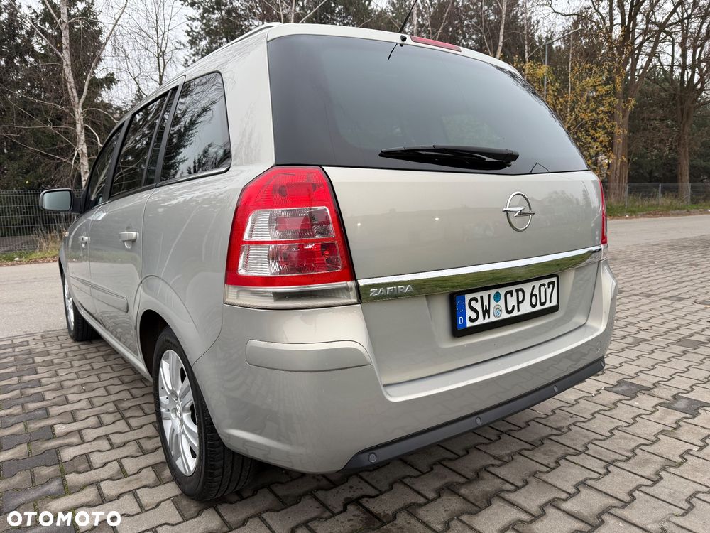 Opel Zafira 1.8 Family Plus - 12