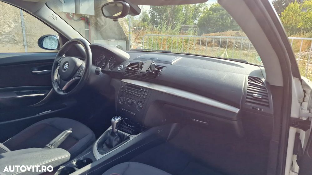 BMW Seria 1 118i - 7