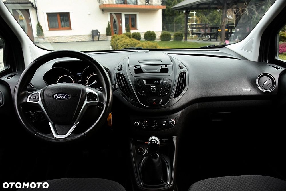 Ford Tourneo Courier 1.5 TDCi Trend - 18