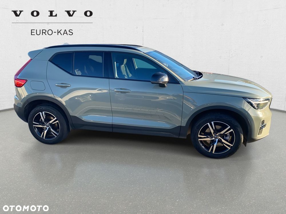 Volvo XC 40 - 4