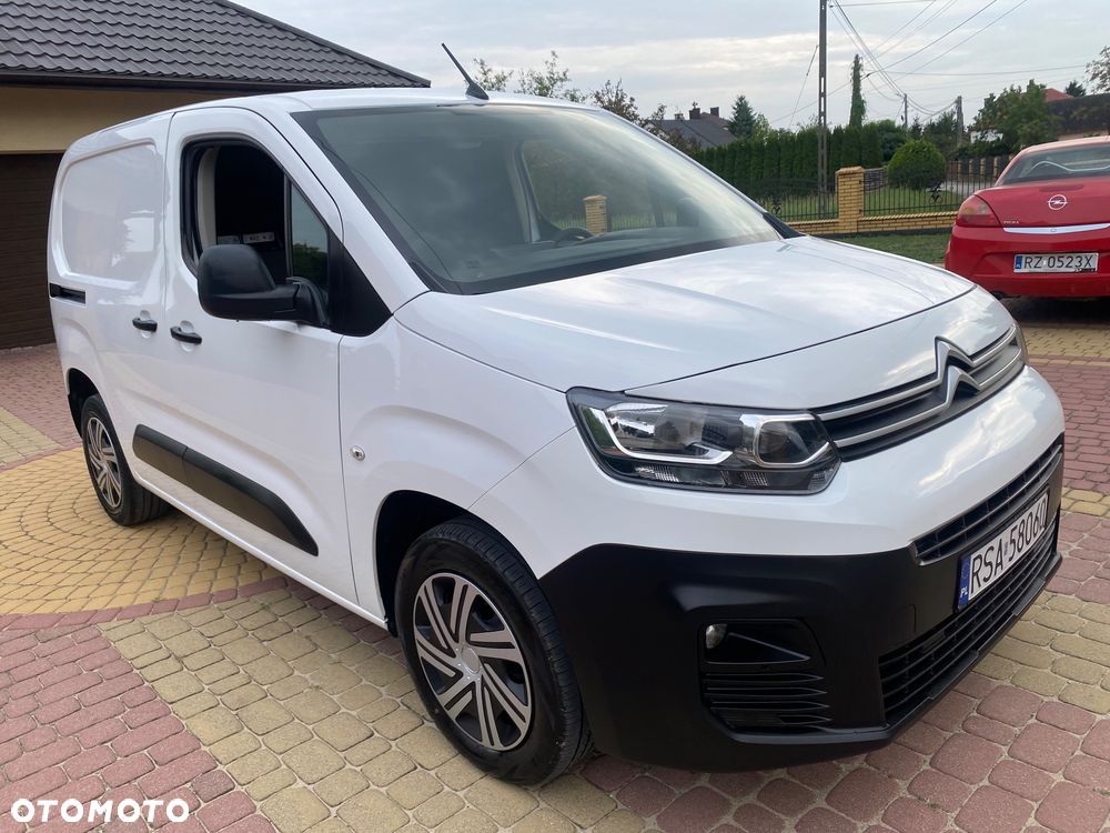 Peugeot PARTNER 1.6HDI 3-osobowy zakupiony w salonie w Rzeszowie - 27