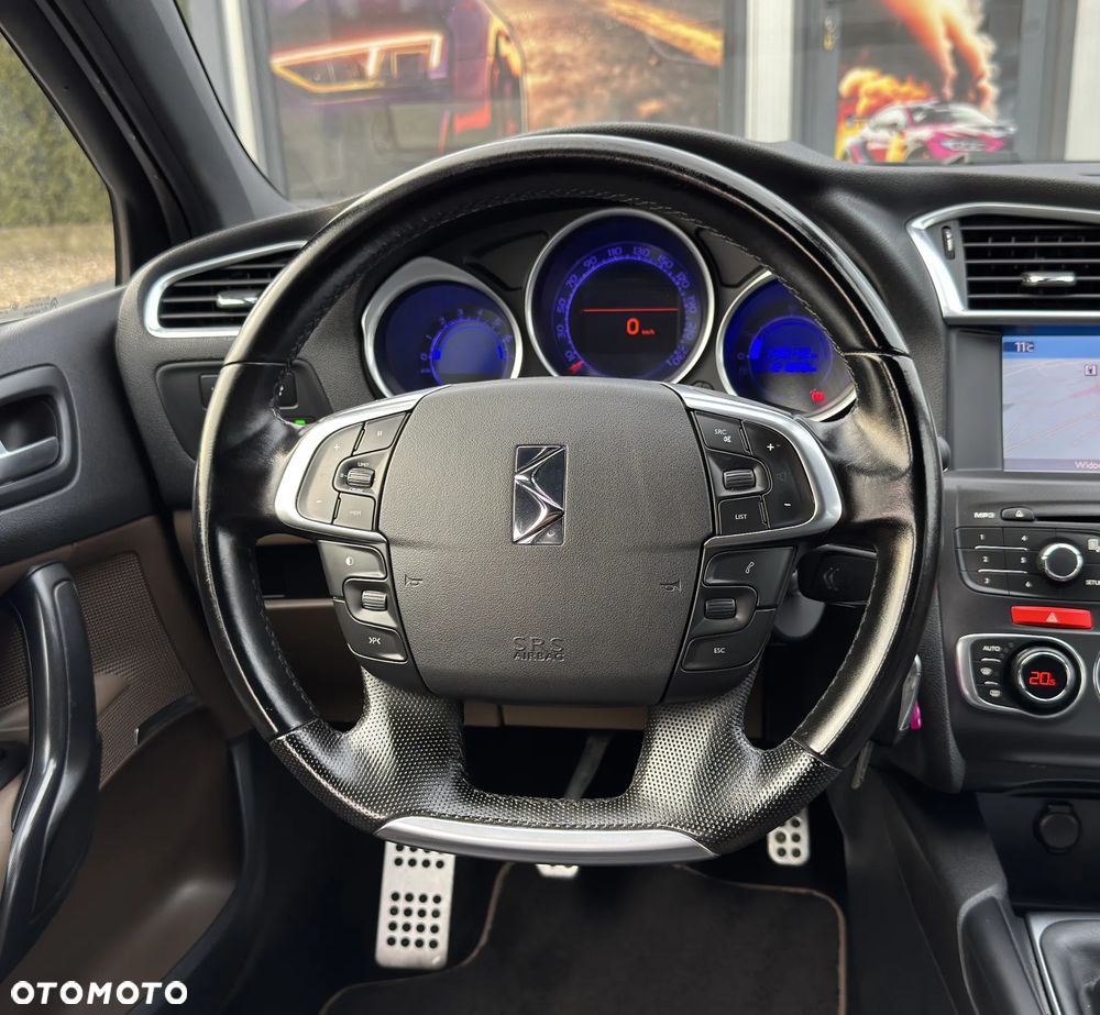 Citroën DS4 THP 200 SportChic - 27