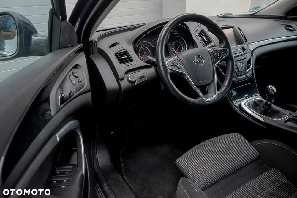 Opel Insignia 1.4 T Cosmo S&S - 11
