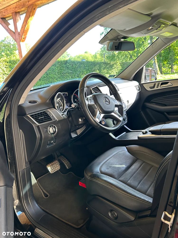 Mercedes-Benz ML 350 BlueTec 4-Matic - 6