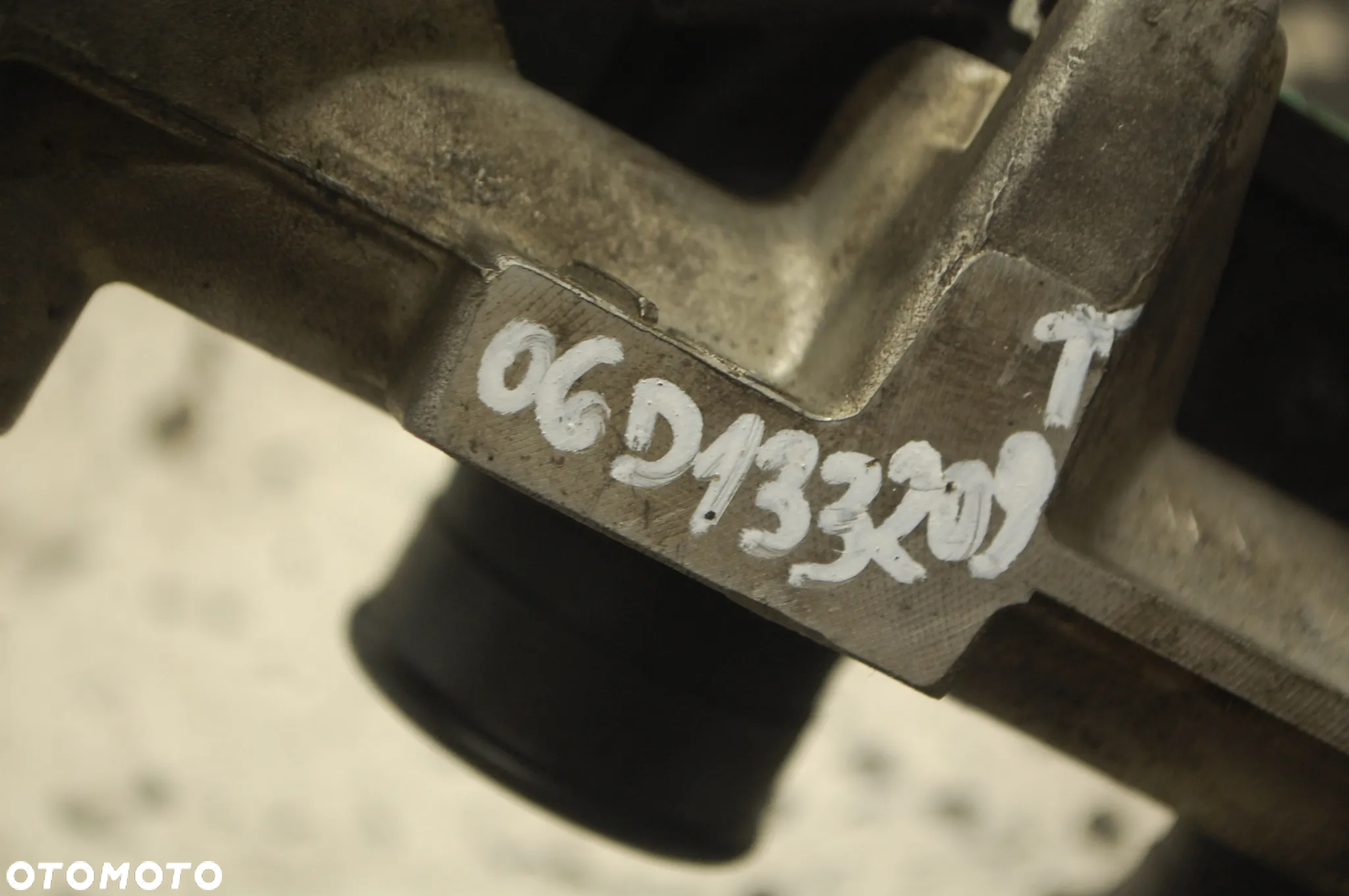 KOLEKTOR SSĄCY LISTWA WTRYSKOWA WTRYSKI LPG 06D133209T AUDI A4 B6 2.0 ALT - 5