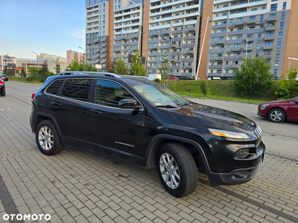 Jeep Cherokee - 11