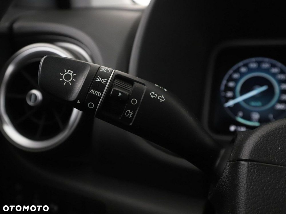 Hyundai Kona Select - 33