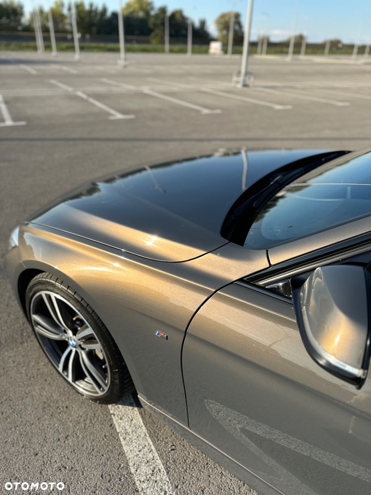 BMW Seria 3 330d Edition M Sport Shadow - 9