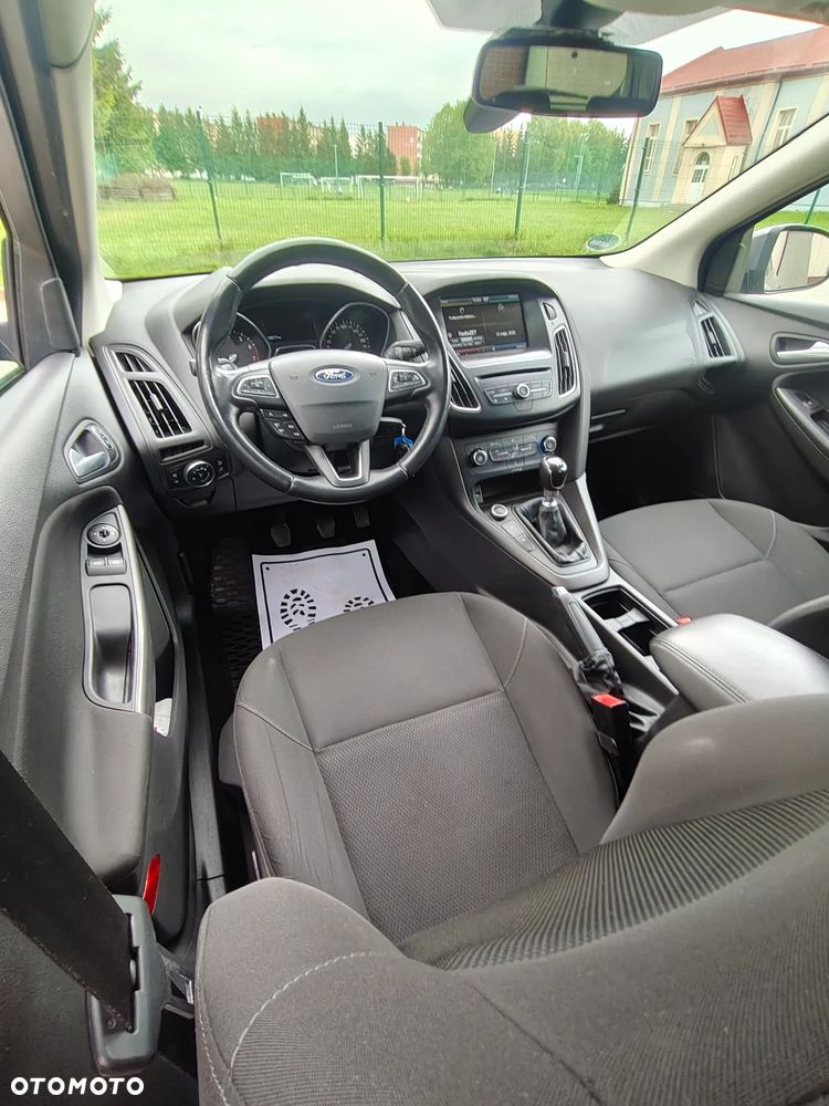 Ford Focus - 9