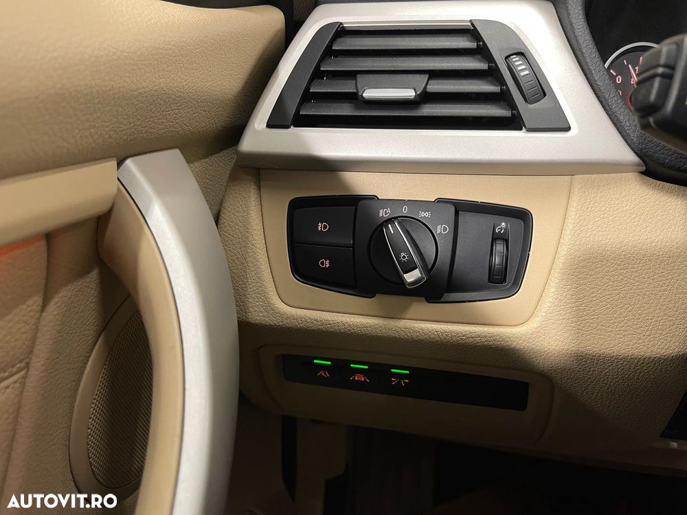 BMW Seria 3 320d Aut. Advantage - 25