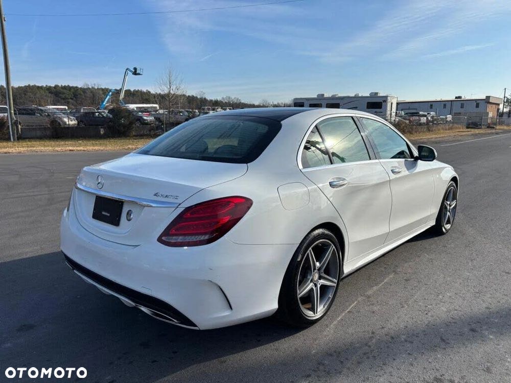 Mercedes-Benz Klasa C 300 7G-TRONIC - 5