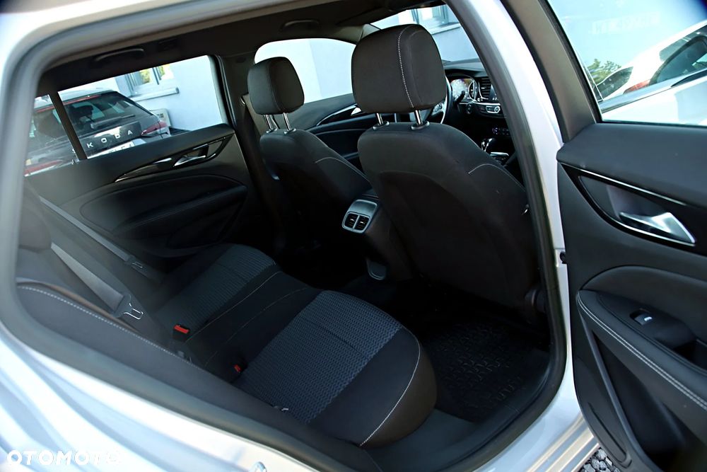 Opel Insignia 2.0 CDTI Business Elegance S&S - 22