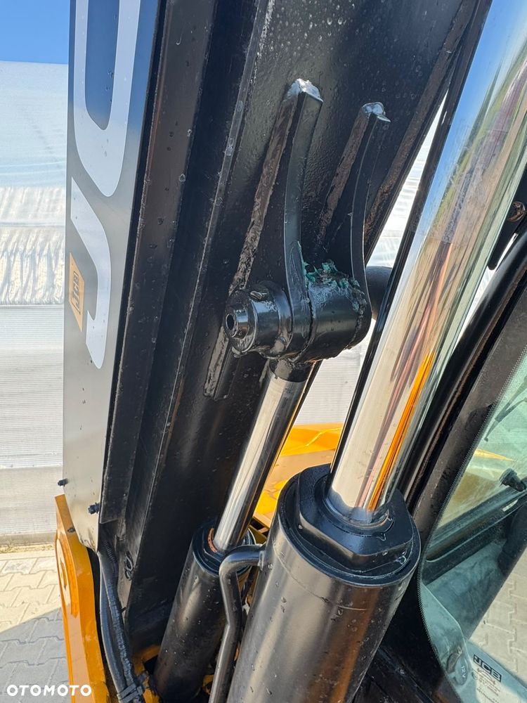 JCB TLT 35D 4x4 - 9