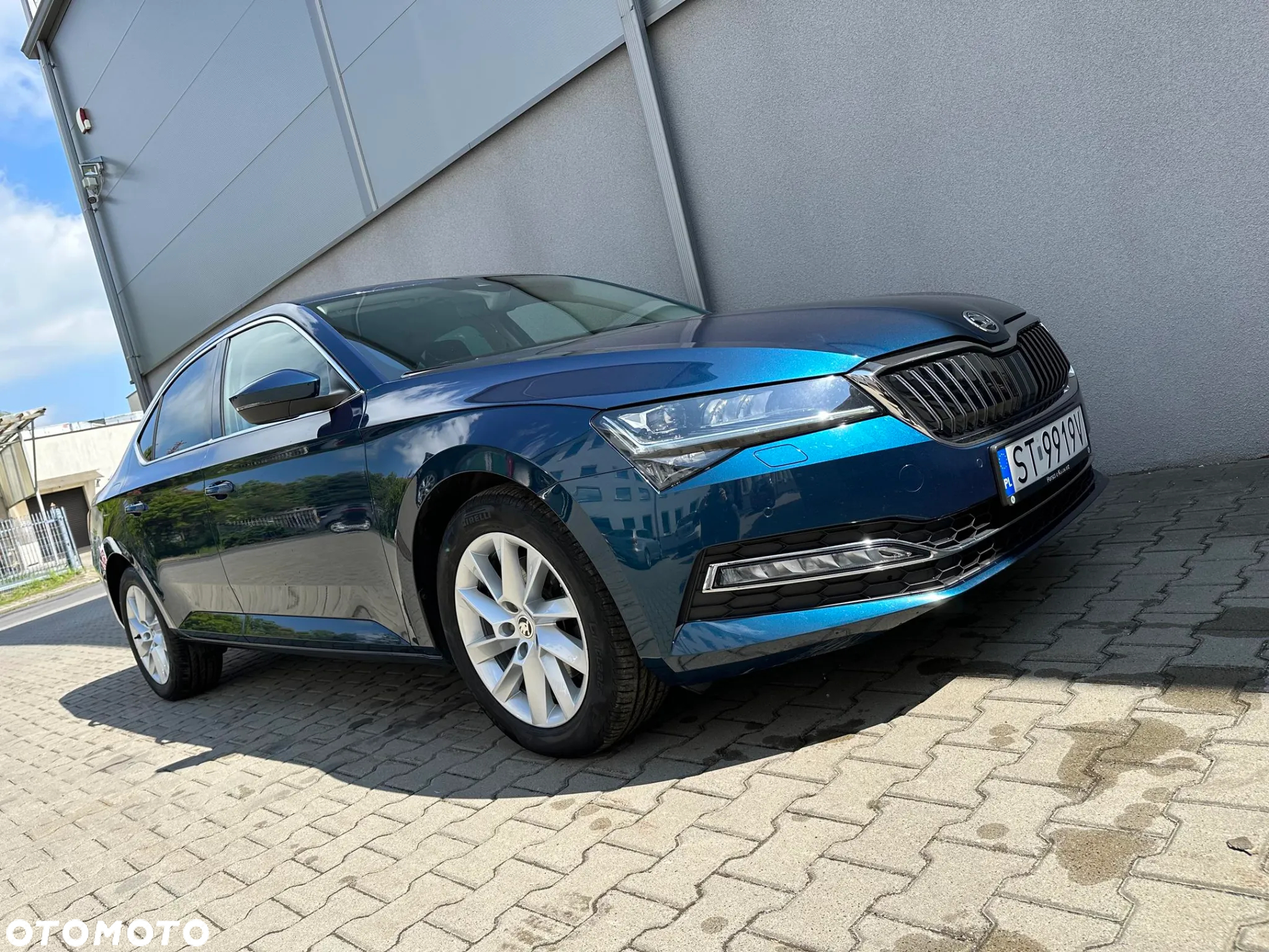 Skoda Superb 2.0 TDI SCR Style DSG - 2