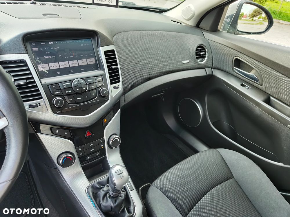 Chevrolet Cruze 1.8 LT - 14