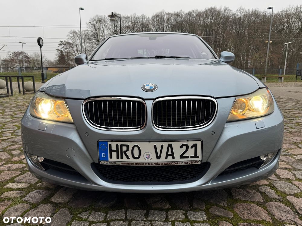 BMW Seria 3 320i Edition Sport - 9