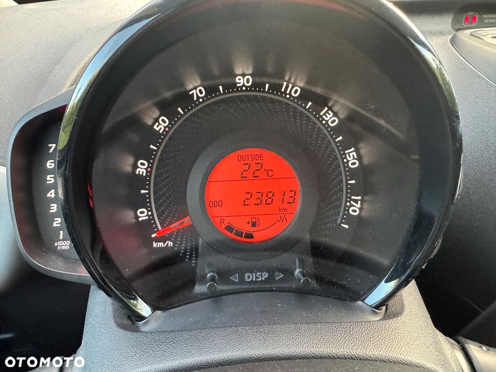 Toyota Aygo 1.0 VVT-i Color Edition - 24