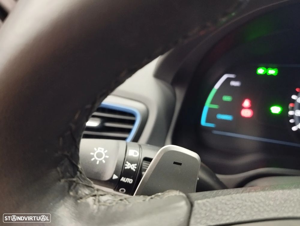 Hyundai Ioniq 1.6 GDI PHEV - 25