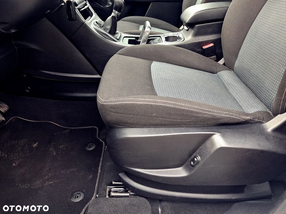 Ford Galaxy 2.0 Ambiente - 18
