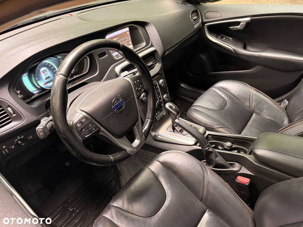 Volvo V40 Cross Country T4 AWD Summum - 11