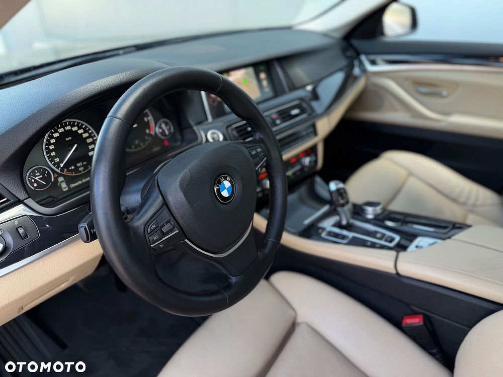 BMW Seria 5 520d xDrive Sport - 19