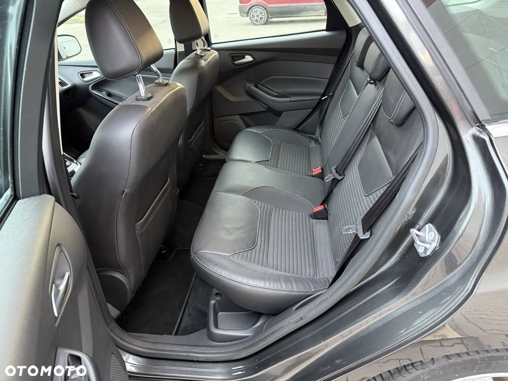 Ford Focus 2.0 TDCi Titanium ASS - 19