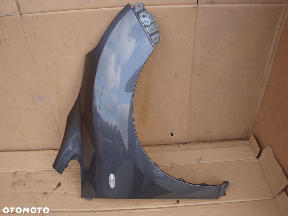 TOYOTA VERSO 09-18 błotnik prawy przedni lakier 1G3 - 1
