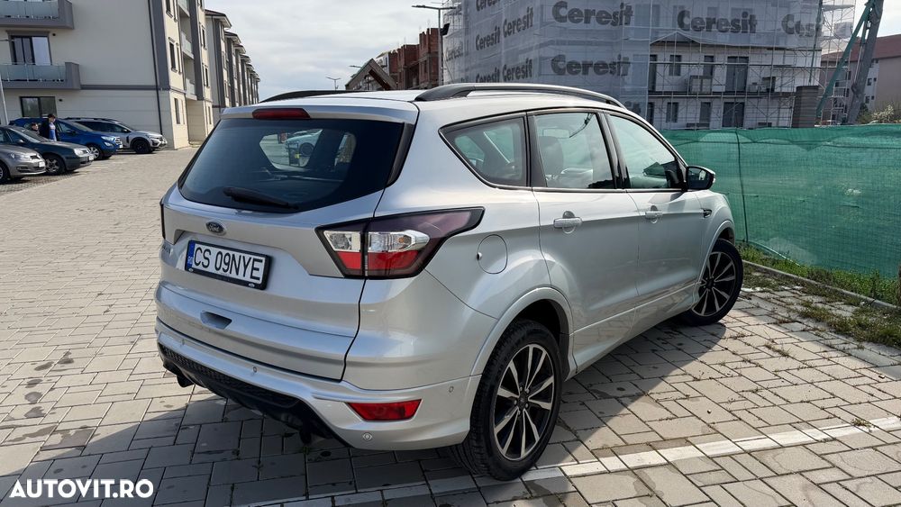 Ford Kuga - 8