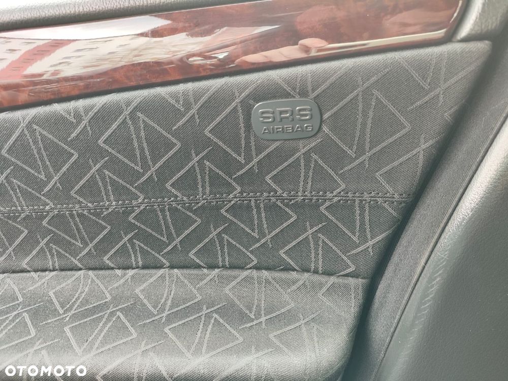 Mercedes-Benz Klasa C 220 CDI Elegance - 18