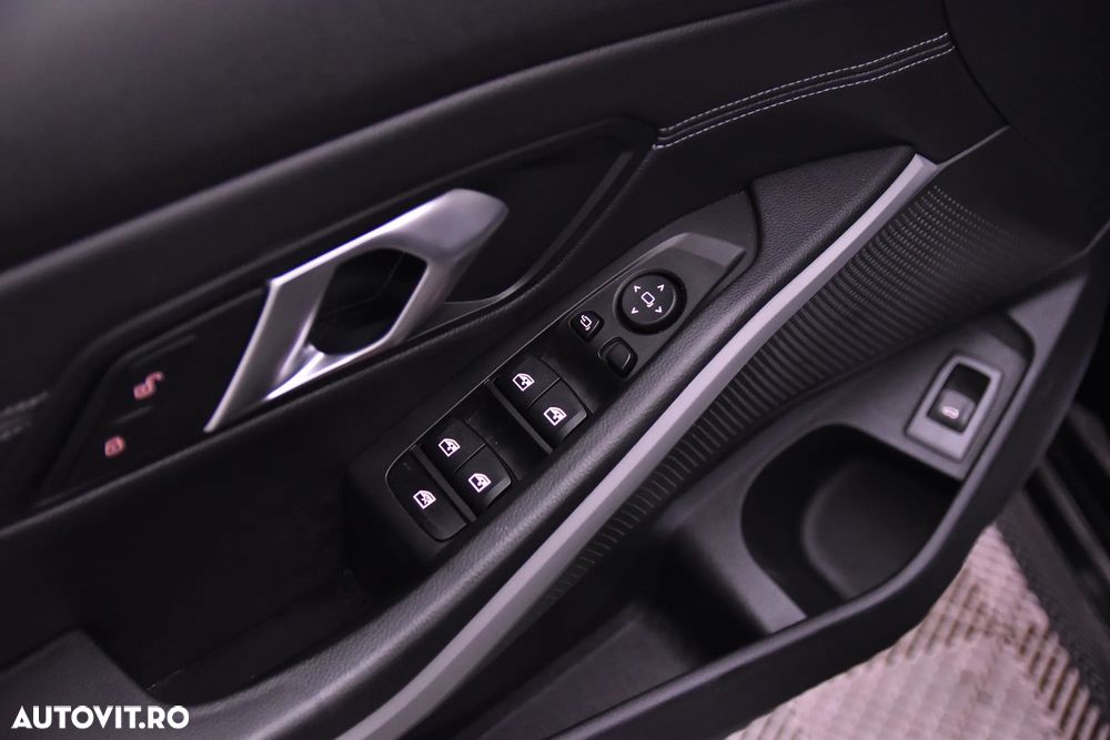 BMW Seria 3 320d xDrive Aut. - 15