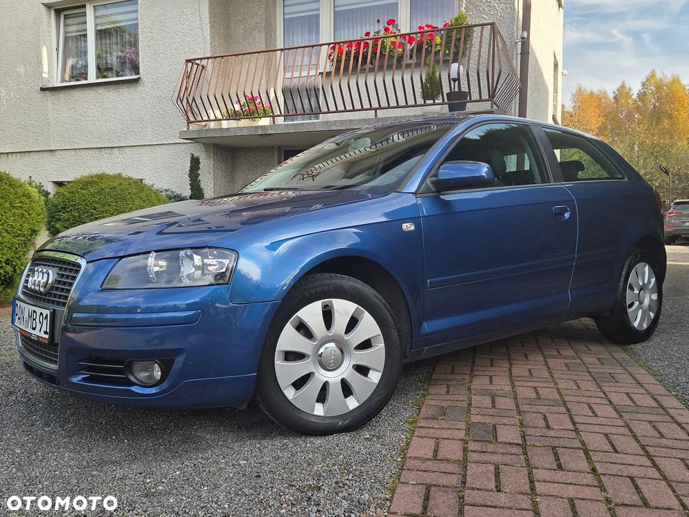 Audi A3 3-drzwiowe 1.6 Attraction - 16