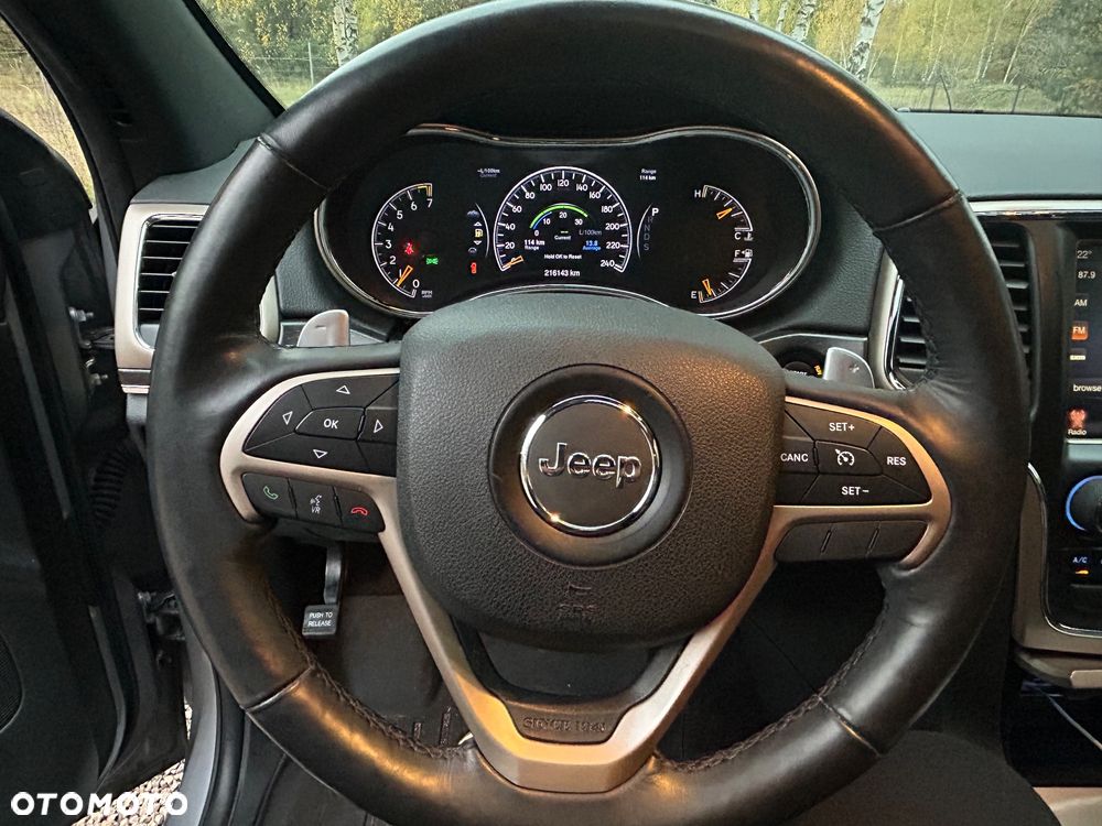 Jeep Grand Cherokee - 13
