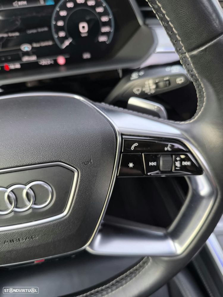 Audi e-tron 55 quattro S line - 38