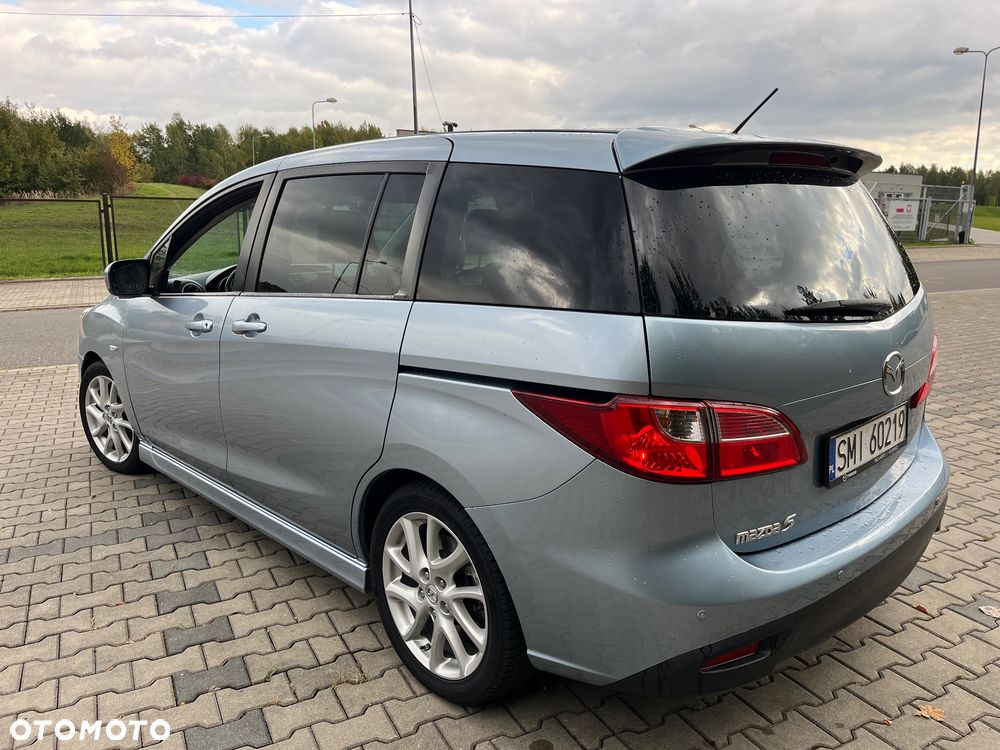 Mazda 5 - 4