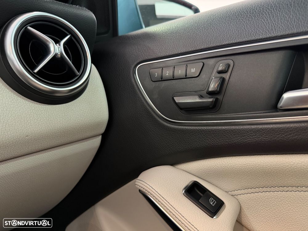 Mercedes-Benz A 180 CDI AMG Line - 15