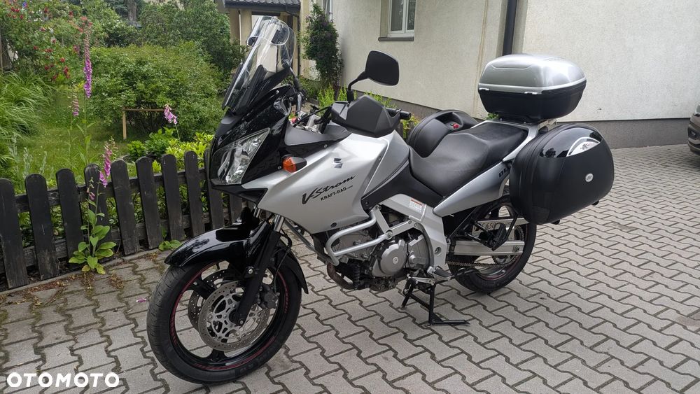 Suzuki V-STROM - 2