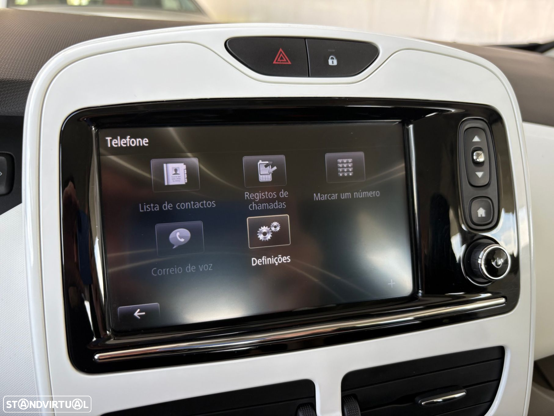 Renault Zoe (c/ Bateria) Life 40 Q90 - 29