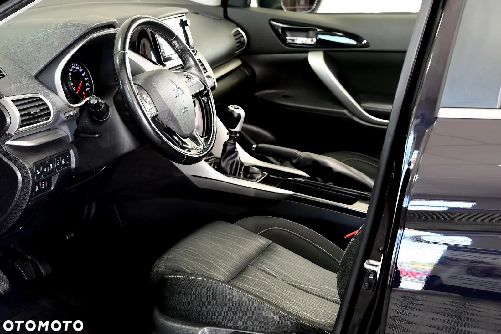 Mitsubishi Eclipse Cross - 7