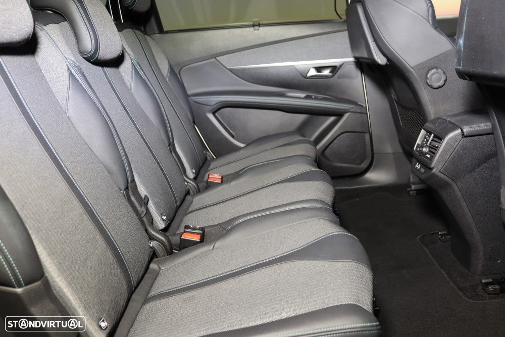 Peugeot 5008 1.5 BlueHDi Allure Pack EAT8 - 17