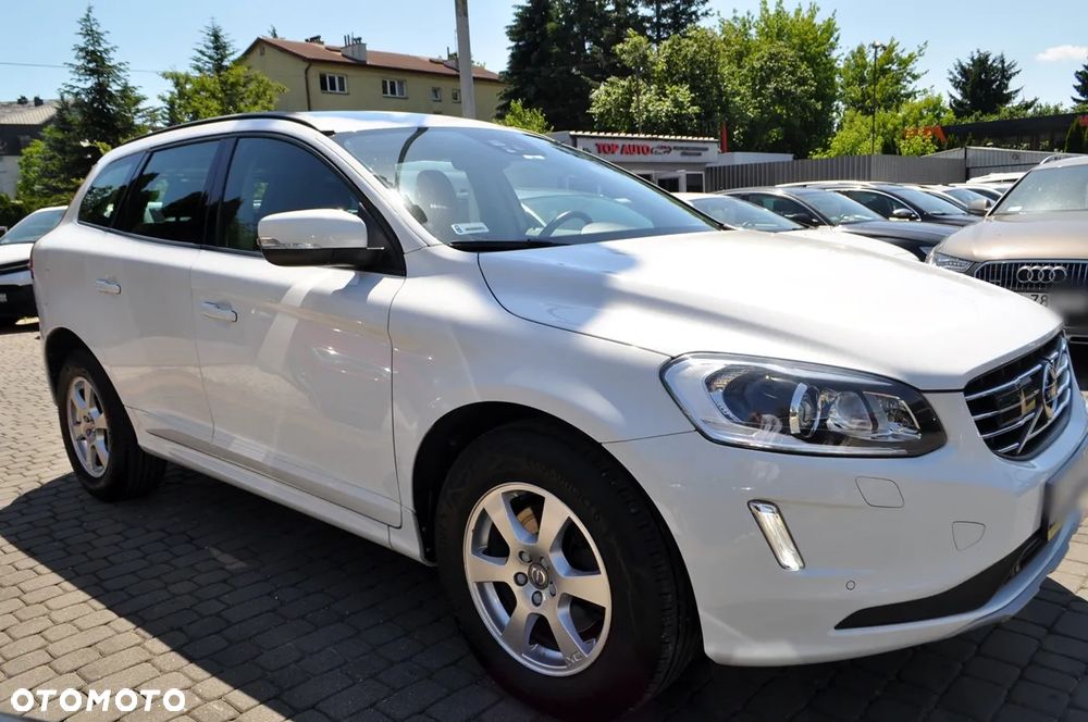 Volvo XC 60 D3 Drive-E Momentum - 5