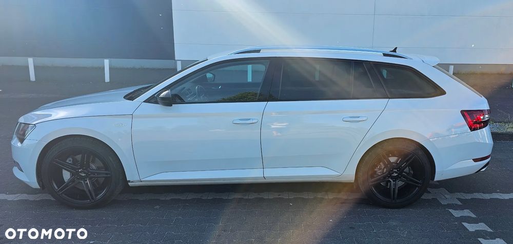 Skoda Superb 2.0 TSI 4x4 L&K DSG - 3